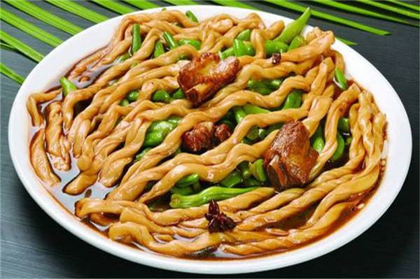 排骨豆角焖卷子